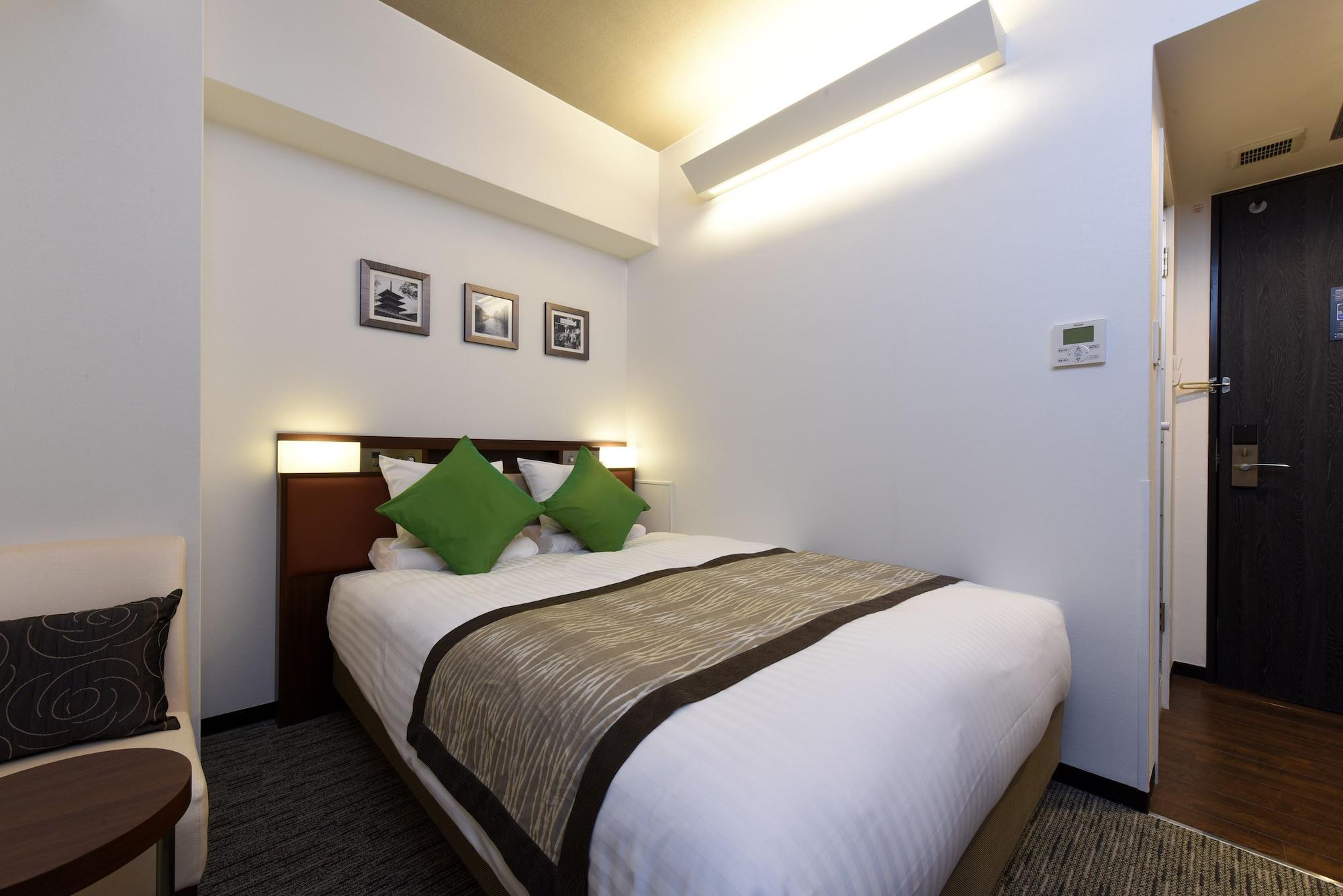 Hotel Mystays Shin Osaka Conference Center Bagian luar foto